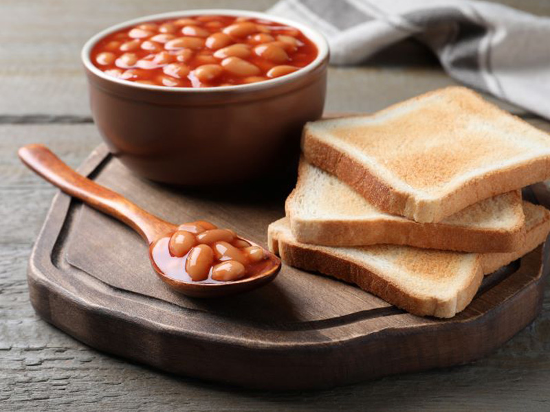 Baked beans and toast