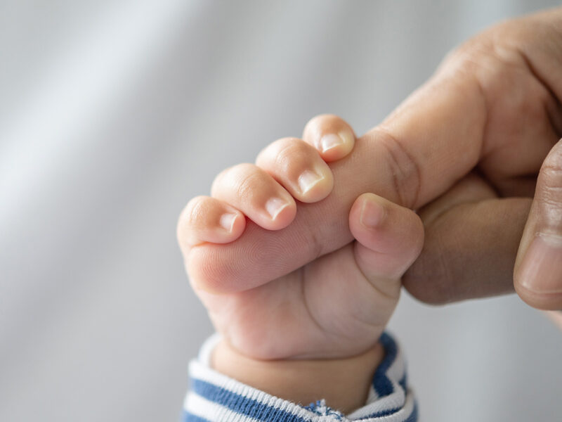 Baby's hand image and link